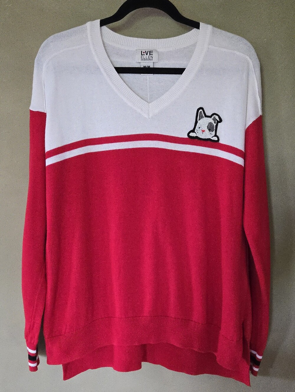 L♡VE Ellen Degeneres | Red & White V-Neck Sweater with Dog Patch, Size M - Picture 2 of 10